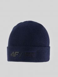 4F Czapka zimowa męska - granatowa Uniwersalny. Niebieskie czapki męskie 4F, na zimę, bez wzorów, z dzianiny. Za 69.99 zł.