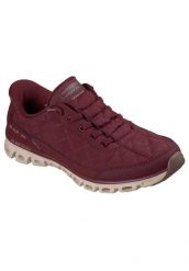 Buty SKECHERS 104556S GLIDE STEP AT EASE Bordeaux. Czerwone obuwie trekkingowe damskie Skechers, z materiału, bez zapięcia. Za 338.99 zł.