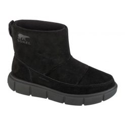 Buty Sorel Explorer Iii Slip-on Wp 2077971010 czarne. Czarne śniegowce damskie z gumy, za kostkę, bez zapięcia. Za 717.09 zł.