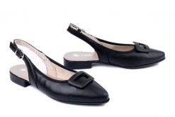 RIEKER 43150-00 black, czółenka damskie. Czarne czółenka damskie Rieker, na lato, bez wzorów, bez obcasa, na obcasie, bez zapięcia. Za 299.90 zł.