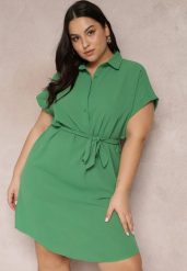 Zielona Sukienka Koszulowa Wiązana w Pasie z Krótkimi Rękawami Wellwood. Zielone sukienki damskie Renee, na imprezę, na lato, l, bez wzorów, z tkaniny, bez kołnierzyka, plus size, bez ramiączek, midi, koszulowe. Za 39.99 zł.