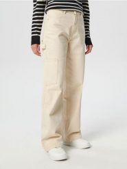 Jeansy wide leg high waist - kremowy. Białe jeansy damskie Sinsay, bez wzorów, z bawełny, z podwyższonym stanem. Za 79.99 zł.