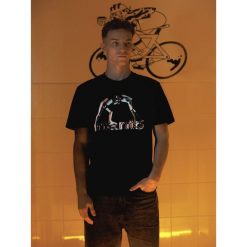 Koszulka sportowa MANTO Metal z krótkim rękawem. Białe koszulki sportowe damskie Manto, l, bez wzorów, bez ramiączek. Za 119.99 zł.
