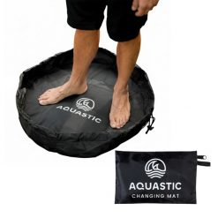 Mata do przebierania AQUASTIC Wintstick Bag. Stroje kąpielowe damskie AQUASTIC, s, bez wzorów, z materiału. Za 34.99 zł.