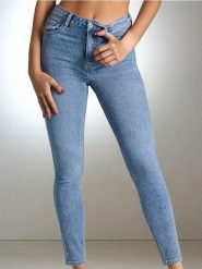 Jeansy high waist skinny - niebieski. Niebieskie jeansy damskie Sinsay, bez wzorów, z jeansu, z podwyższonym stanem. W wyprzedaży za 33.99 zł.