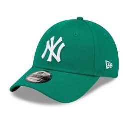 Czapka baseballowa New York Yankees. Białe czapki damskie New Era, bez wzorów, casualowe. Za 227.50 zł.