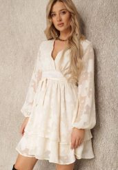 Kremowa Sukienka Maerista. Brązowe sukienki damskie Renee, m, bez wzorów, z materiału, bez kołnierzyka, bez ramiączek, mini, kopertowe. Za 149.99 zł.