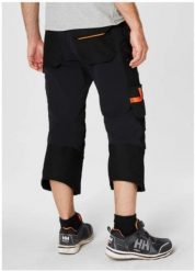 Helly Hansen Bridges HELLY HANSEN Chelsea Evolution Pirate, black 50. Czarne spodnie sportowe męskie Helly Hansen, m, bez wzorów. Za 430.03 zł.