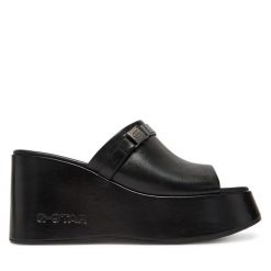 Klapki G-Star Raw. Czarne klapki damskie G-Star Raw, bez wzorów, retro, bez obcasa, bez zapięcia. Za 279.99 zł.