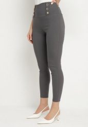 Szare Legginsy z Wysokim Stanem Ozdobione Guzikami Kolithra. Szare legginsy damskie Born2be, bez wzorów, z jeansu. Za 39.99 zł.