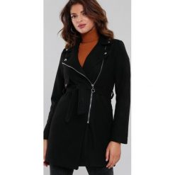 Czarny Płaszcz Santip. Czarne płaszcze damskie Renee, l, bez wzorów, z dzianiny, eleganckie, bez kołnierzyka, bez kaptura. Za 169.99 zł.