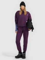 4F Spodnie dresowe joggery damskie - fioletowe M. Fioletowe spodnie dresowe damskie 4F, bez wzorów, z dresówki, sportowe, z podwyższonym stanem, długie. Za 129.99 zł.