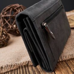 Zestaw prezentowy dla niej ZUP-54 saszetka skórzana na pas T-36-G portfel damski T-01-BL. Portfele damskie Paolo Peruzzi. Za 337.41 zł.