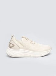 Sneakersy damskie beżowe TT274038 801. Brązowe obuwie sportowe damskie BIG STAR, z aplikacjami, z materiału, z okrągłym noskiem, bez zapięcia. Za 189.99 zł.