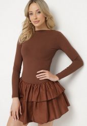 Brązowa Rozkloszowana Sukienka z Długim Rękawem i Falbanką Reonaria. Brązowe sukienki damskie Born2be, na co dzień, bez wzorów, eleganckie, bez kołnierzyka, bez ramiączek, mini, rozkloszowane. Za 89.99 zł.