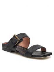 Pollini Klapki SA28251C0ITD0000 Czarny. Czarne klapki damskie Pollini, bez wzorów, ze skóry, bez obcasa, bez zapięcia. Za 1,799.00 zł.