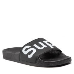 Klapki Superga. Czarne klapki damskie Superga, bez wzorów, bez obcasa, bez zapięcia. Za 99.99 zł.