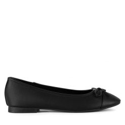 Baleriny JENNY. Czarne balerinki damskie Jenny, bez wzorów, bez obcasa, bez zapięcia. Za 69.99 zł.