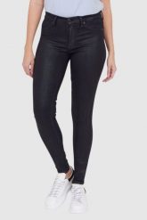 7 FOR ALL MANKIND Woskowane czarne jeansy damskie HW SKINNY COATED SLIM ILLUSION, Rozmiar 29. Czarne jeansy damskie 7 for all mankind, bez wzorów, z jeansu. W wyprzedaży za 649.99 zł.