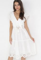Biała Rozkloszowana Sukienka Midi Euphina. Białe sukienki damskie Born2be, l, z aplikacjami, z koronki, bez kołnierzyka, bez ramiączek, midi, rozkloszowane. Za 119.99 zł.