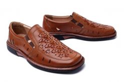 COMFORTABEL 630597-2 braun, półbuty/mokasyny męskie. Brązowe półbuty męskie Comfortabel, na lato, w ażurowe wzory, ze skóry, bez obcasa, bez zapięcia. Za 276.90 zł.