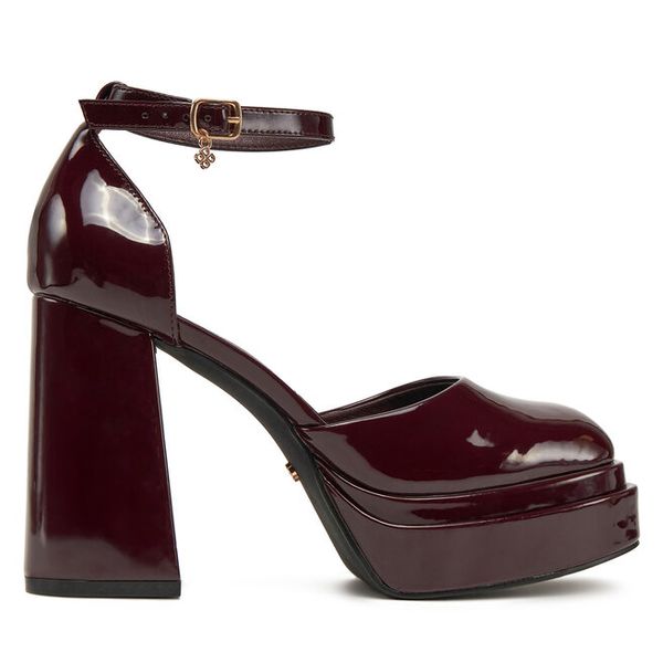 Półbuty DeeZee. Czerwone półbuty damskie DeeZee, bez wzorów, bez obcasa, na obcasie, bez zapięcia. Za 169.99 zł.