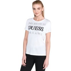 Guess Koszulka Biały. Białe bluzki damskie Guess, m, z aplikacjami, z bawełny, bez kołnierzyka, bez ramiączek. Za 206.95 zł.