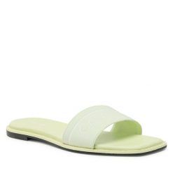 Klapki Calvin Klein. Zielone klapki damskie Calvin Klein, bez wzorów, bez obcasa, bez zapięcia. Za 249.99 zł.