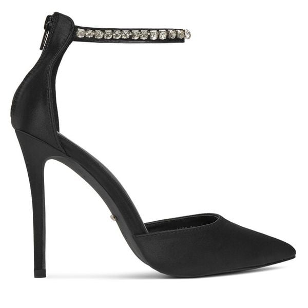 Szpilki DeeZee. Czarne szpilki damskie DeeZee, bez wzorów, bez obcasa, na szpilce, bez zapięcia. Za 159.99 zł.