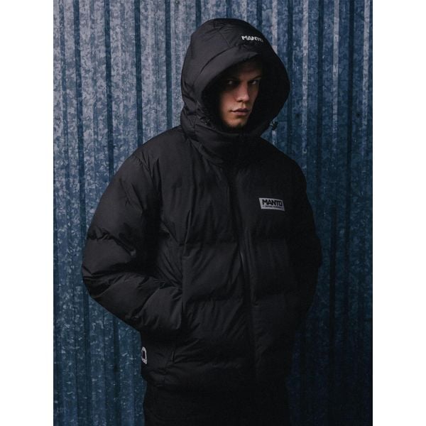 MANTO kurtka DEFEND czarna. Czarne kurtki męskie Manto, bez wzorów, z poliesteru, sportowe, bez kaptura. Za 429.00 zł.