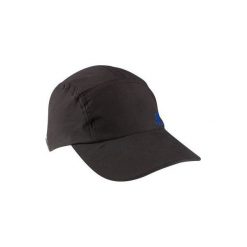 Czapka z daszkiem fitness. Czarne czapki damskie DOMYOS, bez wzorów, z materiału. W wyprzedaży za 14.99 zł.