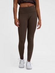 Legginsy court femme Hummel Court. Brązowe legginsy damskie Hummel, bez wzorów, z materiału. Za 215.00 zł.
