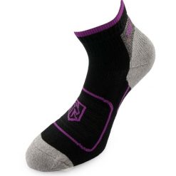Skarpetki Damskie McKees Czarno-Fioletowe 36-38 z Bawełny i Wygody. Czarne skarpetki damskie ZEAGLE, bez wzorów, z bawełny. Za 56.36 zł.