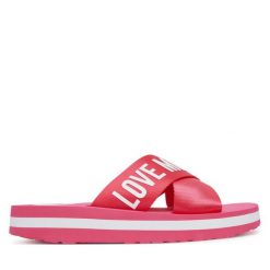 Klapki LOVE MOSCHINO. Czerwone klapki damskie Love Moschino, bez wzorów, bez obcasa, bez zapięcia. Za 589.99 zł.
