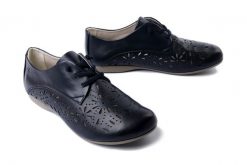 JOSEF SEIBEL 87283 971 530 Fiona 83 ocean, półbuty damskie. Niebieskie półbuty damskie Josef Seibel, bez wzorów, bez obcasa, bez zapięcia. Za 399.90 zł.