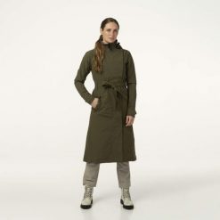 Damski płaszcz przeciwdeszczowy rowerowy długi oddychający zielony Trench Coat. Zielone płaszcze damskie AGU, xl, bez wzorów, z materiału, eleganckie, z asymetrycznym kołnierzem, z kapturem. Za 904.75 zł.