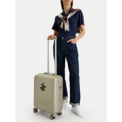 Walizka kabinowa Beverly Hills Polo Club. Brązowe walizki damskie Beverly Hills Polo Club, bez wzorów. Za 299.99 zł.