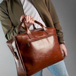 Torba Skórzana na Laptop R03XLBB Brødrene J. Brąz. Torby na laptopa damskie bez wzorów, ze skóry. Za 529.00 zł.