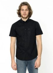 LEE SS BUTTON DOWN MĘSKA KOSZULA KRÓTKI RĘKAW BLACK L886OA01. Czarne koszule męskie Lee, l, bez wzorów, bez kołnierzyka, bez ramiączek. Za 119.99 zł.