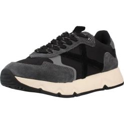 Buty MUNICH SPORT MAMBA 11 Czarny. Czarne obuwie trekkingowe damskie munich, z tkaniny, bez zapięcia. Za 282.99 zł.