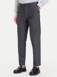 Calvin Klein Chinosy LV04LH610G Szary Tapered Fit. Szare eleganckie spodnie męskie Calvin Klein, bez wzorów, z bawełny. Za 409.99 zł.