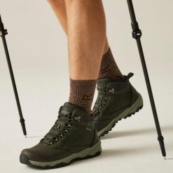 Męskie wodoodporne buty trekkingowe Amble. Brązowe trekkingi męskie Regatta, z poliesteru, bez zapięcia. Za 429.99 zł.