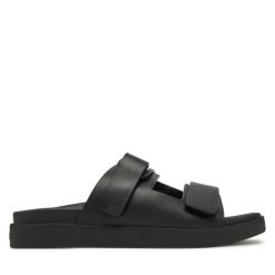 Sandały Calvin Klein. Czarne sandały damskie Calvin Klein, bez wzorów, bez obcasa, na płaskiej podeszwie, bez zapięcia. Za 339.99 zł.