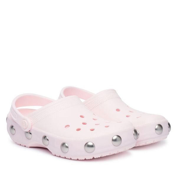 Klapki Crocs. Czerwone klapki damskie Crocs, bez wzorów, bez obcasa, bez zapięcia. Za 259.99 zł.