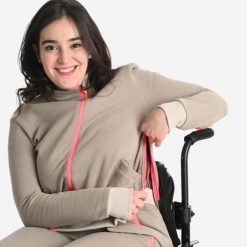 Bluza damska rozpinana Decathlon. Brązowe bluzy damskie Decathlon, l, bez wzorów, z bawełny, sportowe, bez ramiączek, bez kaptura. Za 69.99 zł.