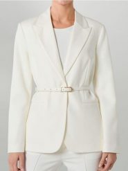 Żakiet jednorzędowy z paskiem - biały. Białe marynarki i żakiety damskie Sinsay, bez wzorów, bez kołnierzyka, bez ramiączek. Za 79.99 zł.