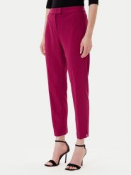 DKNY Chinosy P9RK6AWP Bordowy Slim Fit. Czerwone spodnie materiałowe damskie DKNY, bez wzorów, z syntetyku. Za 279.99 zł.