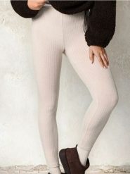 Prążkowane legginsy - kremowy. Białe legginsy damskie Sinsay, bez wzorów, prążkowane. Za 39.99 zł.