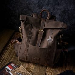 Plecak trekkingowy PAOLO PERUZZI T-40-BR brązowy. Brązowe plecaki męskie Paolo Peruzzi, bez wzorów, z bawełny, vintage. Za 169.00 zł.