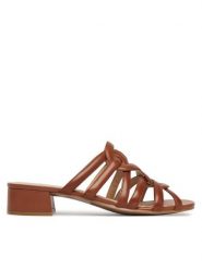 Caprice Klapki 9-27205-46 Brązowy. Brązowe klapki damskie Caprice, bez wzorów, ze skóry, bez obcasa, bez zapięcia. Za 206.99 zł.